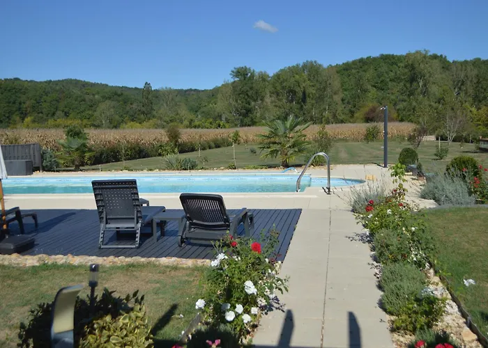 فندق مبيت وإفطار Le Petit Bonheur 3*